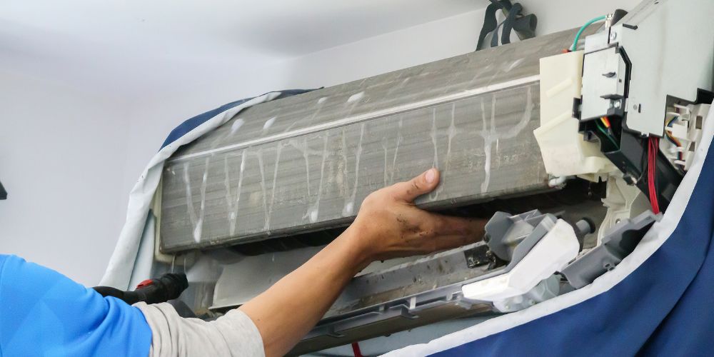 Book professional AC cleaning Abu Dhabi