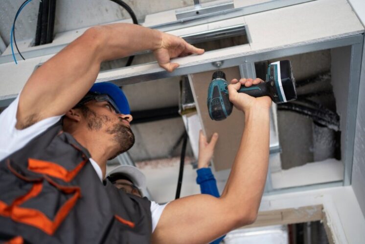 Central AC Deep Cleaning in Abu Dhabi | Lem Lem Technicals