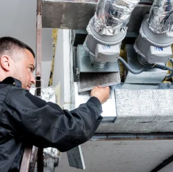 ventilation-cleaning-specialist-work-repair-ventilation-system